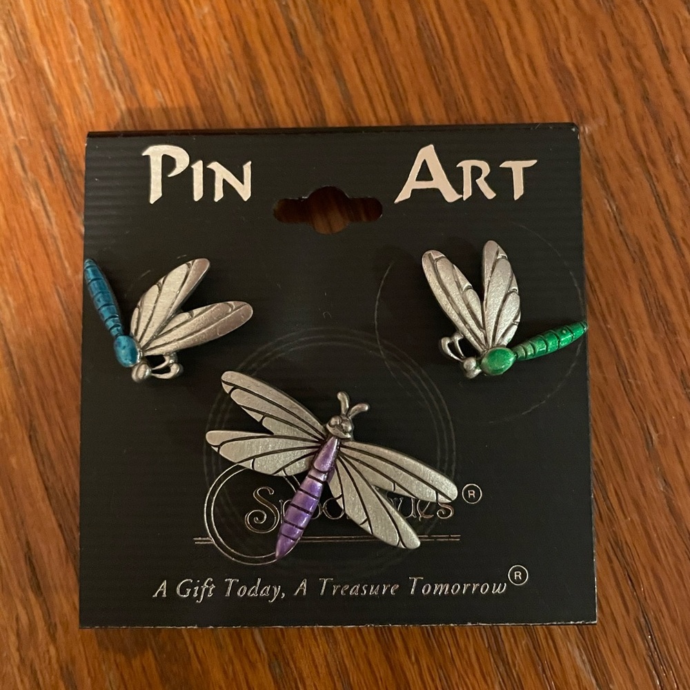 Dragonfly pins
